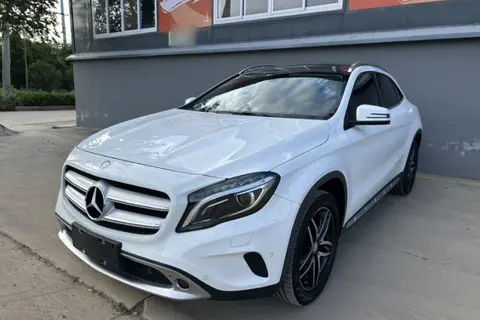 Mercedes-Benz GLA 2016