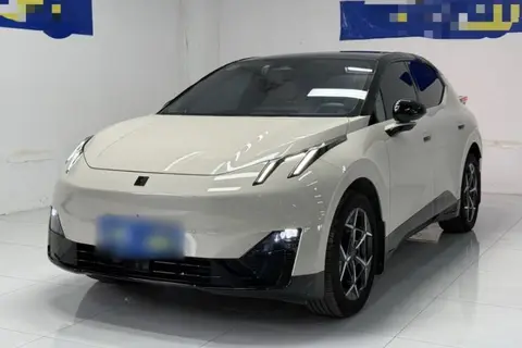 Lynk & Co Z20 2024
