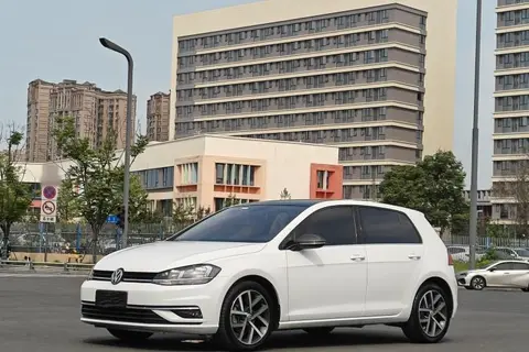 Volkswagen Golf 2020