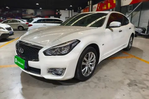 Infiniti Q70 2018