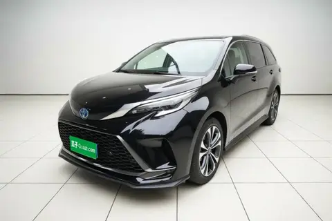 Toyota Granvia 2024