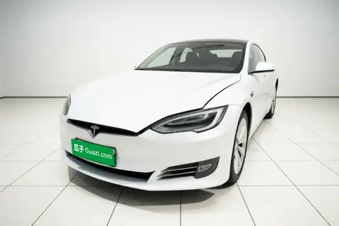 Tesla Model S 2019