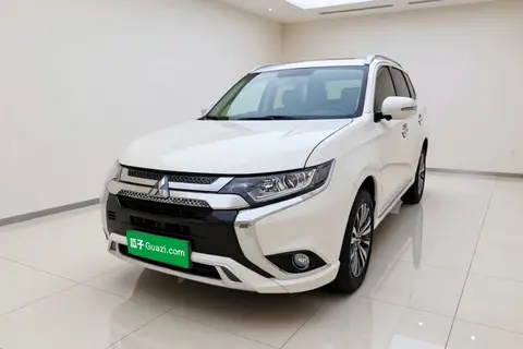 Mitsubishi Outlander 2021