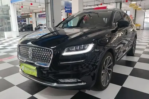 Lincoln Nautilus 2021