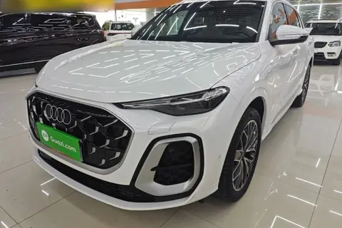 Audi Q5L 2025