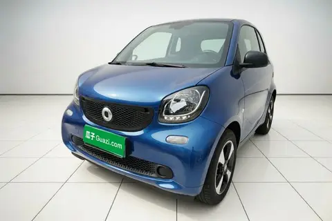 smart fortwo 2018