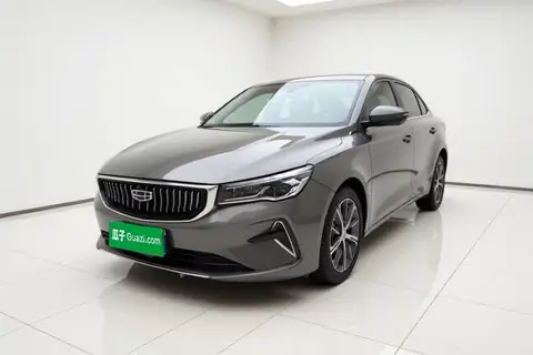 Geely Emgrand 2023