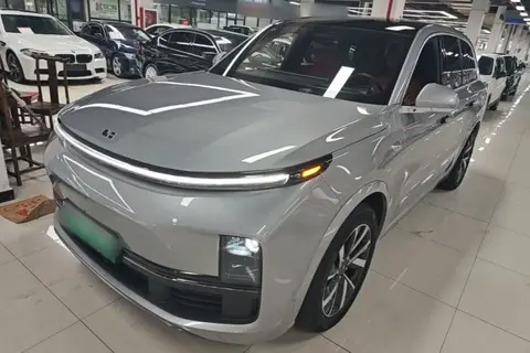 Li L8 2022