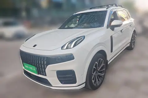 Lynk & Co 09 EM-P 2022