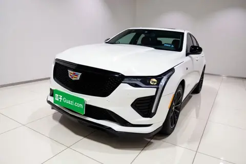 Cadillac CT4 2021