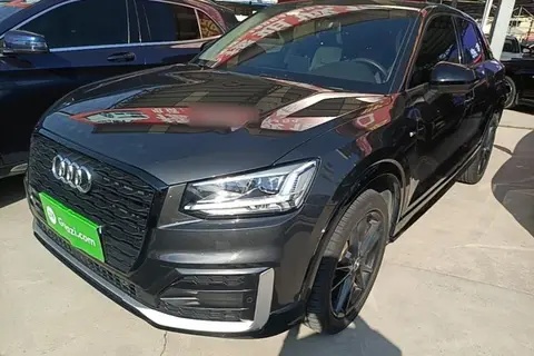 Audi Q2L 2020