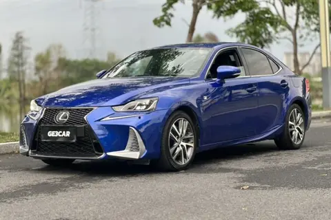 Lexus IS 2018