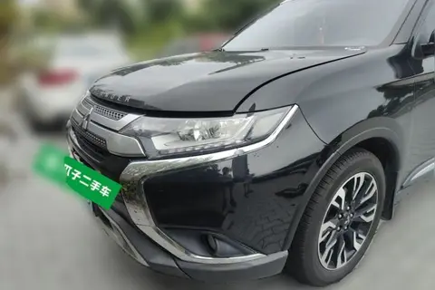 Mitsubishi Outlander 2019