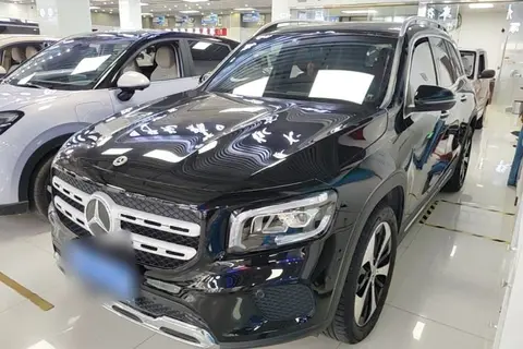 Mercedes-Benz GLB 2023