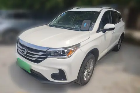 GAC GS4 2015