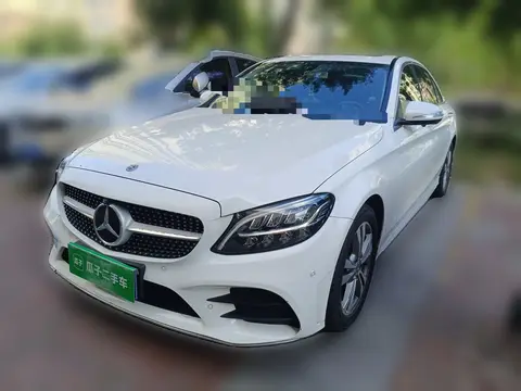 Mercedes-Benz C-Class 2018