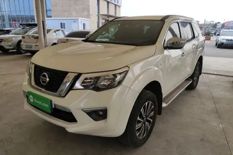 Nissan Terra 2018