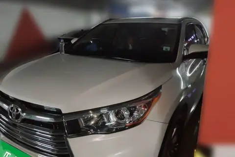 Toyota Highlander 2016