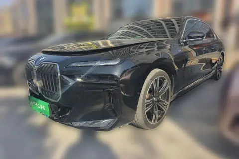 BMW 7 Series 2024