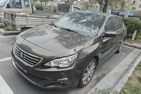 Peugeot 408 2015
