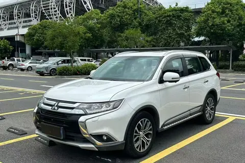 Mitsubishi Outlander 2017