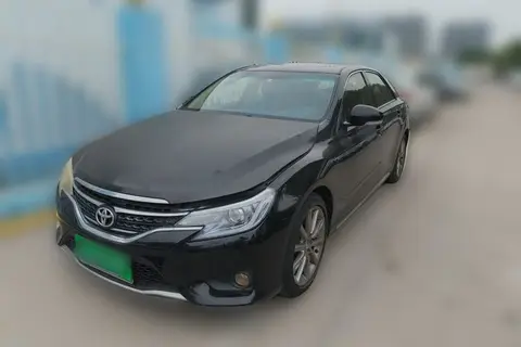 Toyota Reiz 2013
