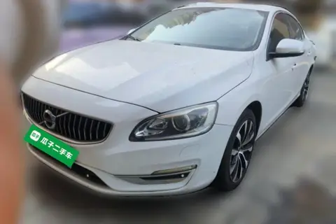 Volvo S60 2019