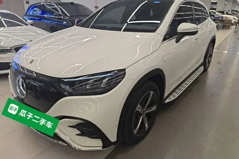 Mercedes-Benz EQE SUV 2023