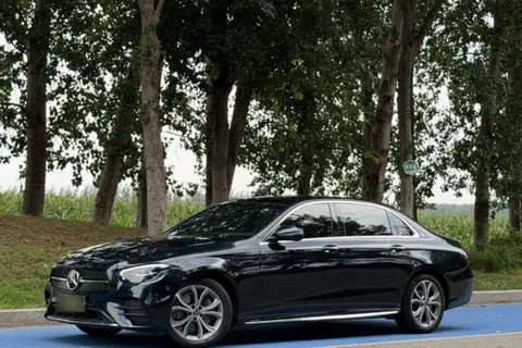 Mercedes-Benz E-Class 2020