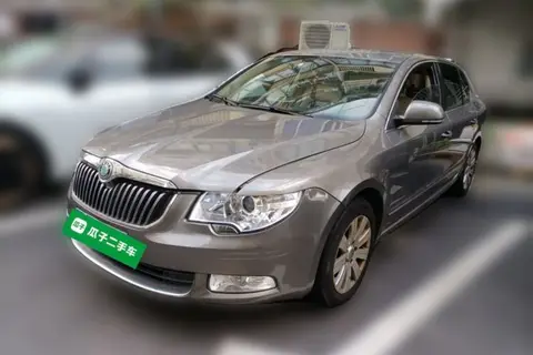 Skoda Superb 2012