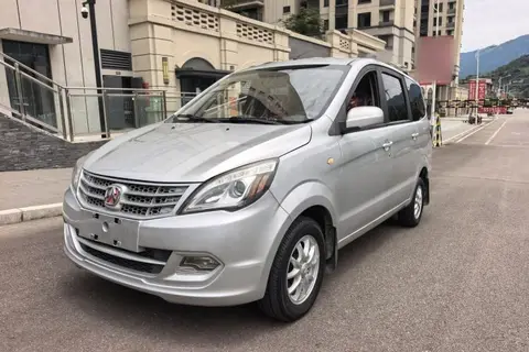 BAIC M20 2015