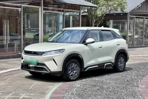 BYD Yuan UP 2025