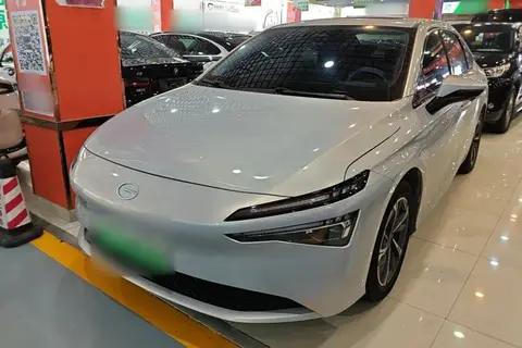 GAC Aion S 2024