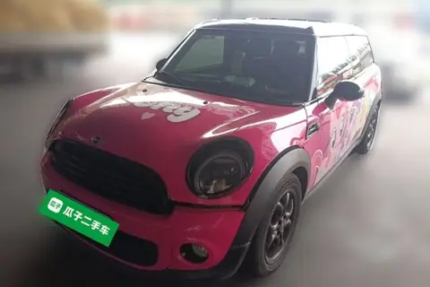 MINI Clubman 2012