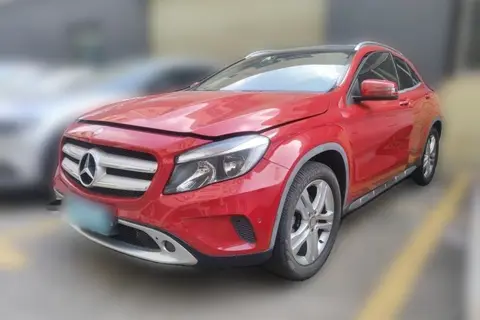 Mercedes-Benz GLA 2016