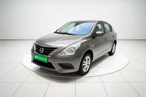 Nissan Sunny 2016
