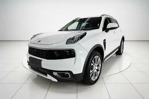 Lynk & Co 01 2020
