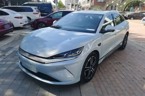 BYD Qin L 2025