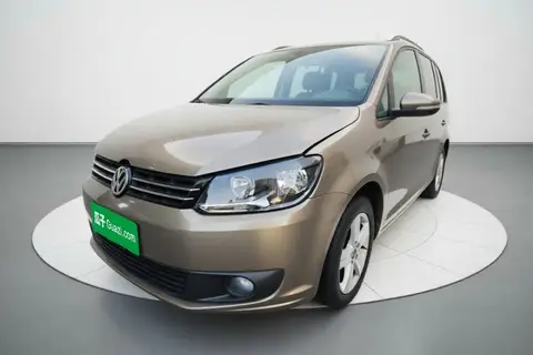 Volkswagen Touran 2015