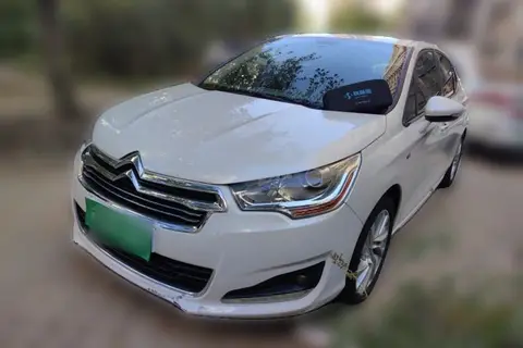 Citroën C4L 2013
