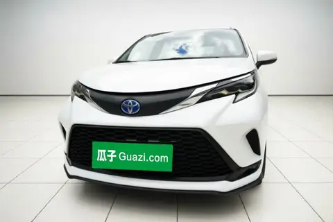 Toyota Granvia 2023