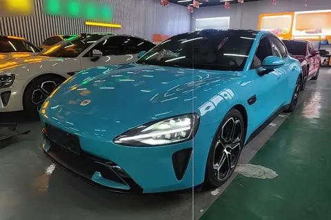 Xiaomi SU7 2024