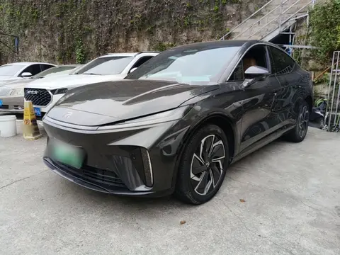 Rising Auto R7 2023