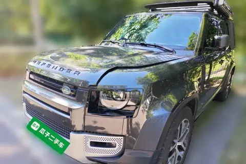 Land Rover Defender 2022