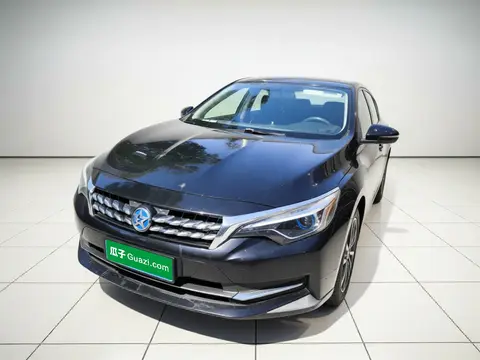 Venucia D60 2017