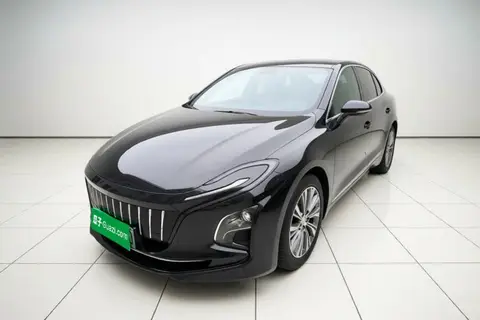 Hongqi E-QM5 2023