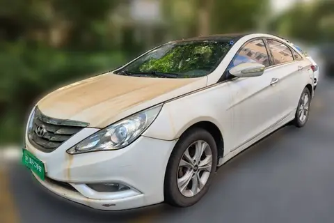 Hyundai Sonata 2012