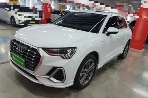Audi Q3 2021