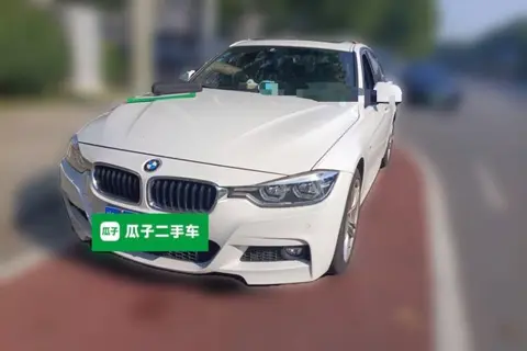BMW 3 Series 2018 — фото 1
