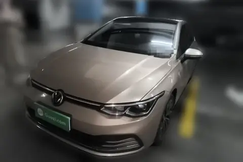 Volkswagen Golf 2022